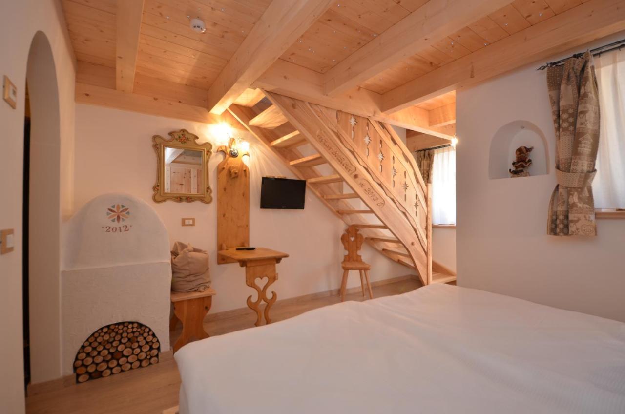 Agritur Agua Biencia Villa Pozza di Fassa Luaran gambar