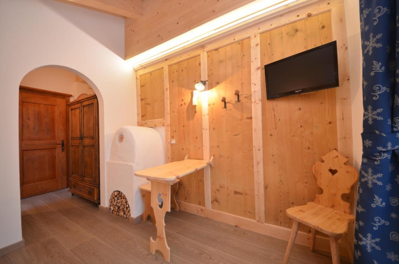 Agritur Agua Biencia Villa Pozza di Fassa Luaran gambar